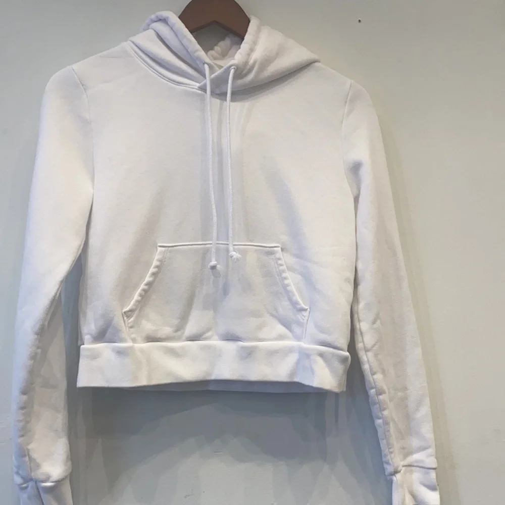 Aritzia Sunday Best Size XS White Hoodie Sweater Cropped Long Sleeve Sweatshirt - Picture 4 of 5